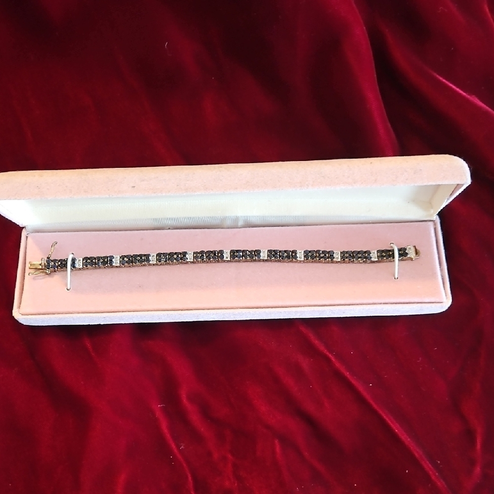 Silver and Blue Saphire Tennis Bracelet with Classic Design